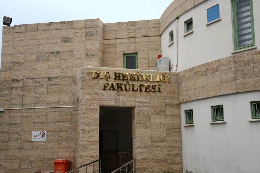 mersin universitesi dis hekimligi fakultesi ne nerede